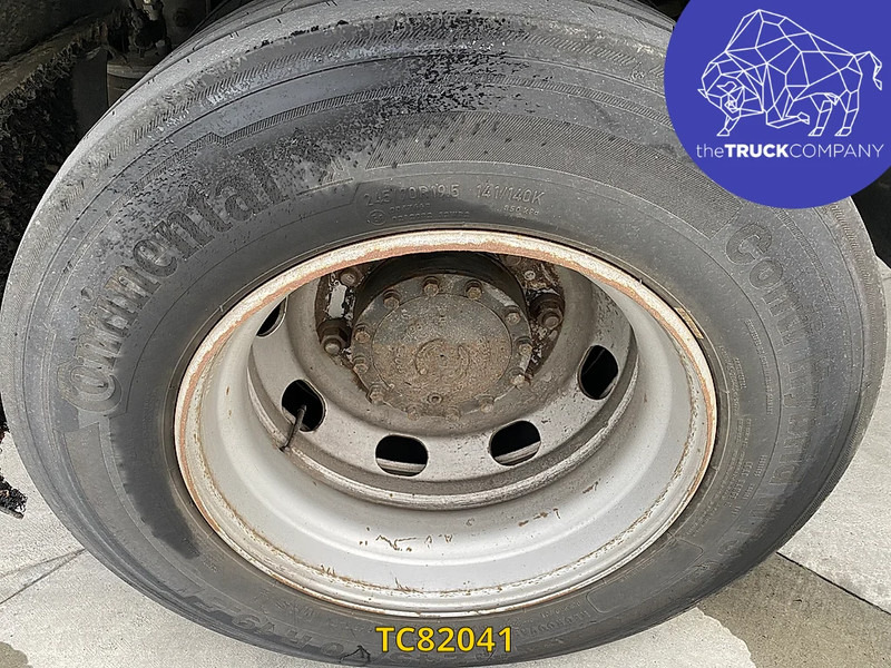 Kamion sandučar Renault Midlum 210: slika Kamion sandučar Renault Midlum 210