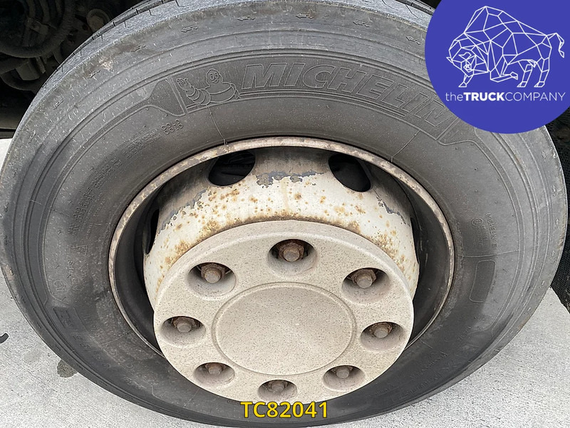 Kamion sandučar Renault Midlum 210: slika Kamion sandučar Renault Midlum 210