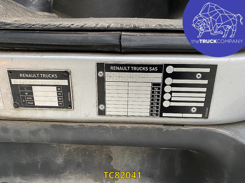 Kamion sandučar Renault Midlum 210: slika Kamion sandučar Renault Midlum 210