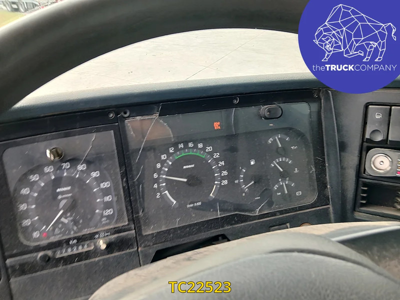 Kiper Renault Premium 210: slika Kiper Renault Premium 210 Kiper Renault Premium 210: slika Kiper Renault Premium 210