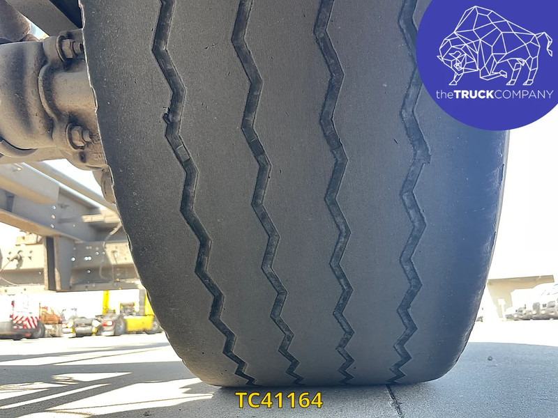 TURBOS HOET - Transporter kontejnera/ Poluprikolica s izmjenjivim sanducima: slika TURBOS HOET - Transporter kontejnera/ Poluprikolica s izmjenjivim sanducima TURBOS HOET - Transporter kontejnera/ Poluprikolica s izmjenjivim sanducima: slika TURBOS HOET - Transporter kontejnera/ Poluprikolica s izmjenjivim sanducima