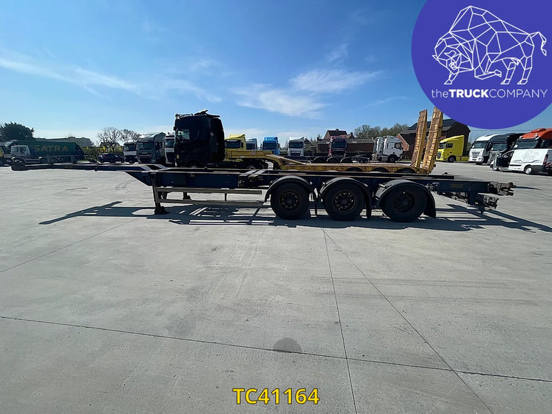 TURBOS HOET - Transporter kontejnera/ Poluprikolica s izmjenjivim sanducima: slika TURBOS HOET - Transporter kontejnera/ Poluprikolica s izmjenjivim sanducima TURBOS HOET - Transporter kontejnera/ Poluprikolica s izmjenjivim sanducima: slika TURBOS HOET - Transporter kontejnera/ Poluprikolica s izmjenjivim sanducima