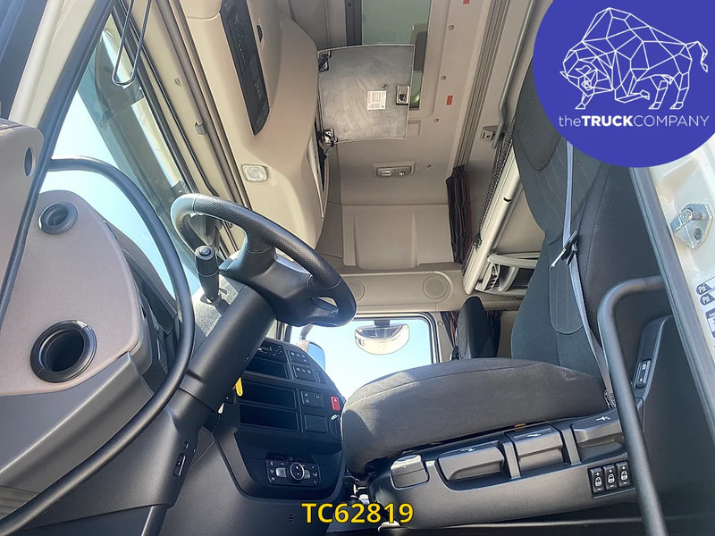 DAF XF 480 - Tegljač: slika DAF XF 480 - Tegljač DAF XF 480 - Tegljač: slika DAF XF 480 - Tegljač