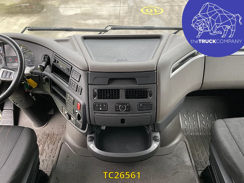 Tegljač DAF XF 480: slika Tegljač DAF XF 480