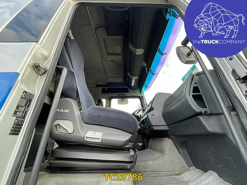 MAN TGA 430 - Tegljač: slika MAN TGA 430 - Tegljač MAN TGA 430 - Tegljač: slika MAN TGA 430 - Tegljač