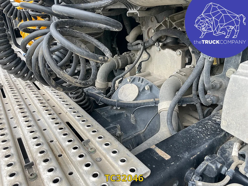 MAN TGX 460 - Tegljač: slika MAN TGX 460 - Tegljač MAN TGX 460 - Tegljač: slika MAN TGX 460 - Tegljač
