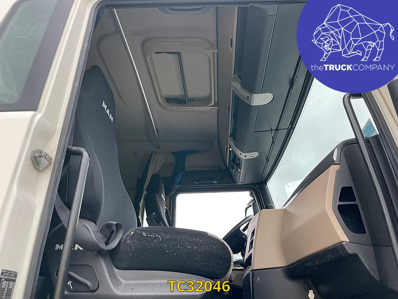 MAN TGX 460 - Tegljač: slika MAN TGX 460 - Tegljač MAN TGX 460 - Tegljač: slika MAN TGX 460 - Tegljač