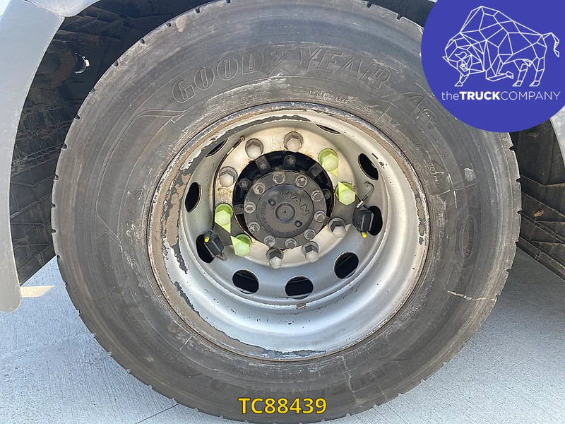 MAN TGX 510 - Tegljač: slika MAN TGX 510 - Tegljač MAN TGX 510 - Tegljač: slika MAN TGX 510 - Tegljač