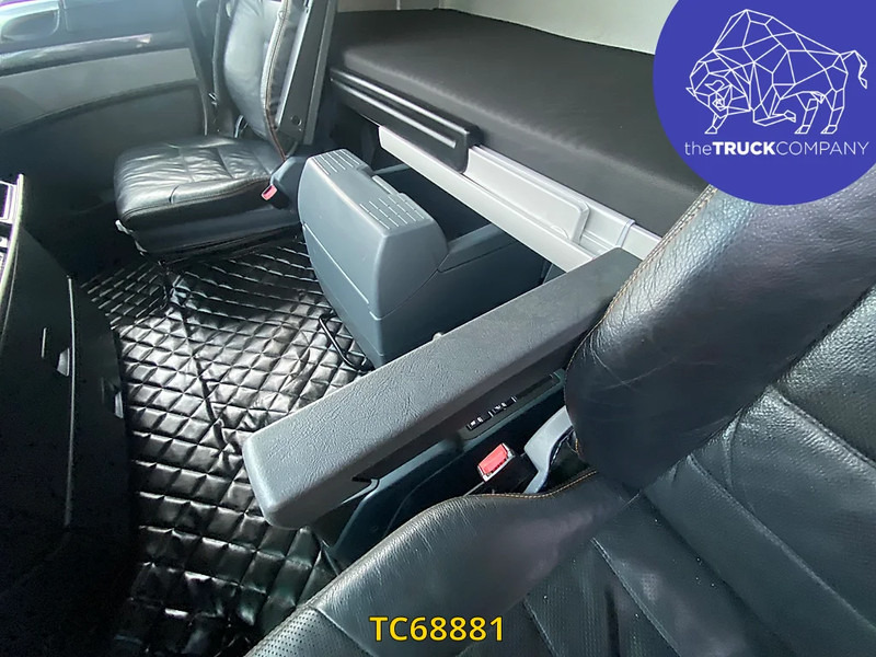 MAN TGX 560 - Tegljač: slika MAN TGX 560 - Tegljač MAN TGX 560 - Tegljač: slika MAN TGX 560 - Tegljač