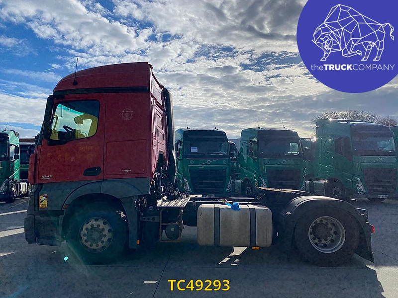 Mercedes-Benz 18.42 - Tegljač: slika Mercedes-Benz 18.42 - Tegljač Mercedes-Benz 18.42 - Tegljač: slika Mercedes-Benz 18.42 - Tegljač