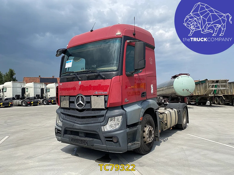Mercedes-Benz Actros 1842 - Tegljač: slika Mercedes-Benz Actros 1842 - Tegljač Mercedes-Benz Actros 1842 - Tegljač: slika Mercedes-Benz Actros 1842 - Tegljač