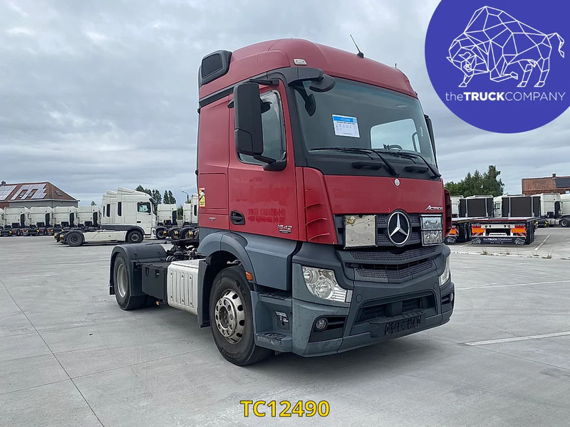 Mercedes-Benz Actros 1842 - Tegljač: slika Mercedes-Benz Actros 1842 - Tegljač Mercedes-Benz Actros 1842 - Tegljač: slika Mercedes-Benz Actros 1842 - Tegljač