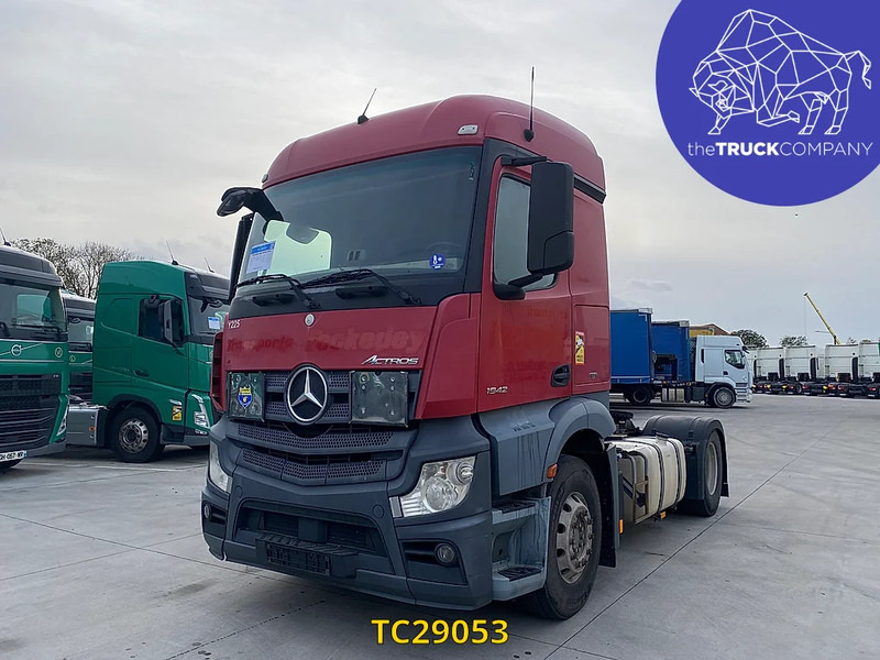 Mercedes-Benz Actros 1842 - Tegljač: slika Mercedes-Benz Actros 1842 - Tegljač Mercedes-Benz Actros 1842 - Tegljač: slika Mercedes-Benz Actros 1842 - Tegljač