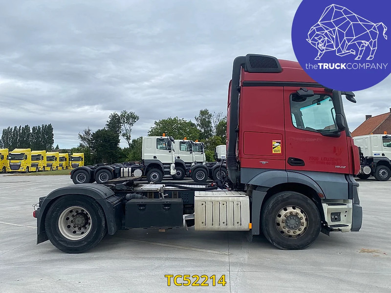 Mercedes-Benz Actros 1842 - Tegljač: slika Mercedes-Benz Actros 1842 - Tegljač Mercedes-Benz Actros 1842 - Tegljač: slika Mercedes-Benz Actros 1842 - Tegljač