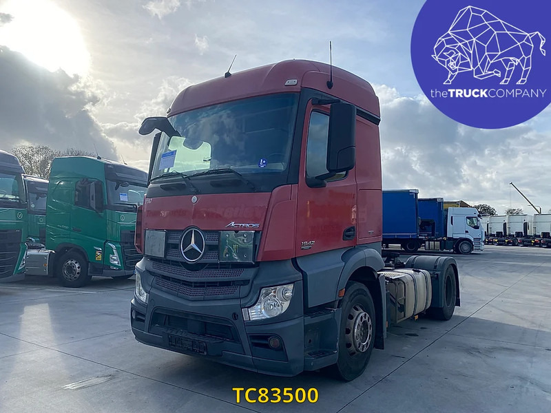 Mercedes-Benz Actros 1842 - Tegljač: slika Mercedes-Benz Actros 1842 - Tegljač Mercedes-Benz Actros 1842 - Tegljač: slika Mercedes-Benz Actros 1842 - Tegljač