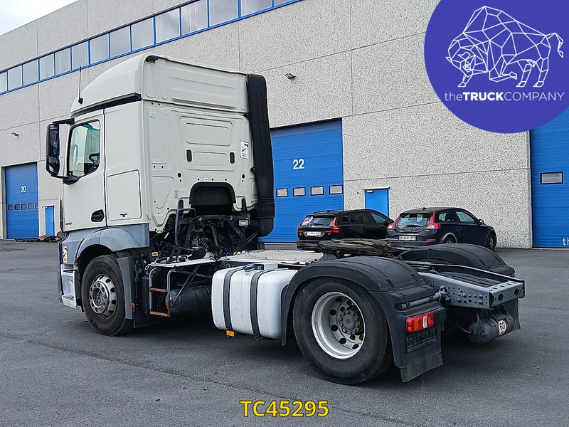 Mercedes-Benz Actros 1843 - Tegljač: slika Mercedes-Benz Actros 1843 - Tegljač Mercedes-Benz Actros 1843 - Tegljač: slika Mercedes-Benz Actros 1843 - Tegljač