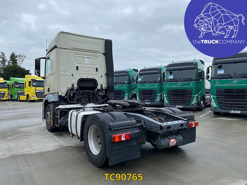 Mercedes-Benz Actros 1843 - Tegljač: slika Mercedes-Benz Actros 1843 - Tegljač Mercedes-Benz Actros 1843 - Tegljač: slika Mercedes-Benz Actros 1843 - Tegljač