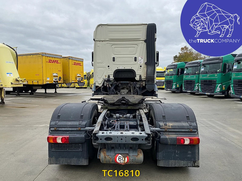 Mercedes-Benz Actros 1843 - Tegljač: slika Mercedes-Benz Actros 1843 - Tegljač Mercedes-Benz Actros 1843 - Tegljač: slika Mercedes-Benz Actros 1843 - Tegljač