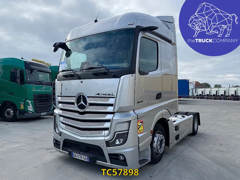 Mercedes-Benz Actros 1845 - Tegljač: slika Mercedes-Benz Actros 1845 - Tegljač Mercedes-Benz Actros 1845 - Tegljač: slika Mercedes-Benz Actros 1845 - Tegljač