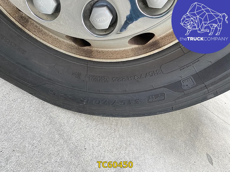 Tegljač Volvo FH 500: slika Tegljač Volvo FH 500