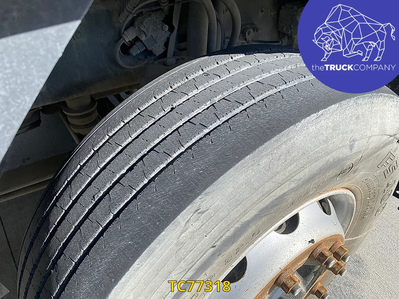 Tegljač Volvo FMX 450: slika Tegljač Volvo FMX 450