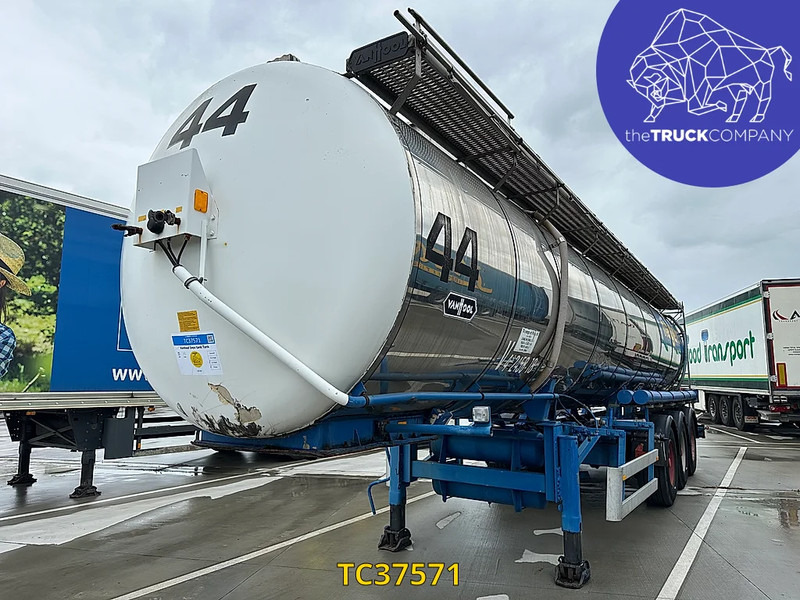 Van Hool Inox tank - Poluprikolica cisterna: slika Van Hool Inox tank - Poluprikolica cisterna Van Hool Inox tank - Poluprikolica cisterna: slika Van Hool Inox tank - Poluprikolica cisterna