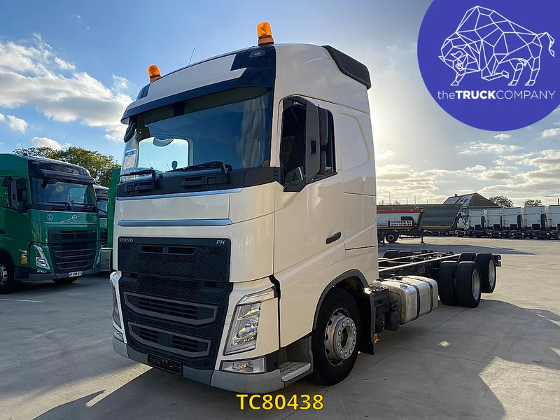 Volvo FH 460 - Kamion-šasija: slika Volvo FH 460 - Kamion-šasija Volvo FH 460 - Kamion-šasija: slika Volvo FH 460 - Kamion-šasija