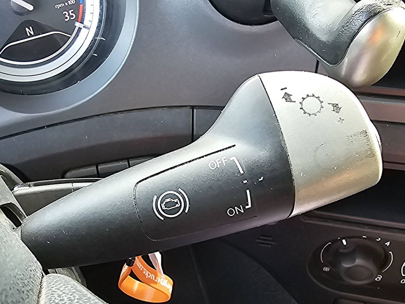 Kamion hladnjača DAF CF 220 CARRIER LIFT DOORS: slika Kamion hladnjača DAF CF 220 CARRIER LIFT DOORS