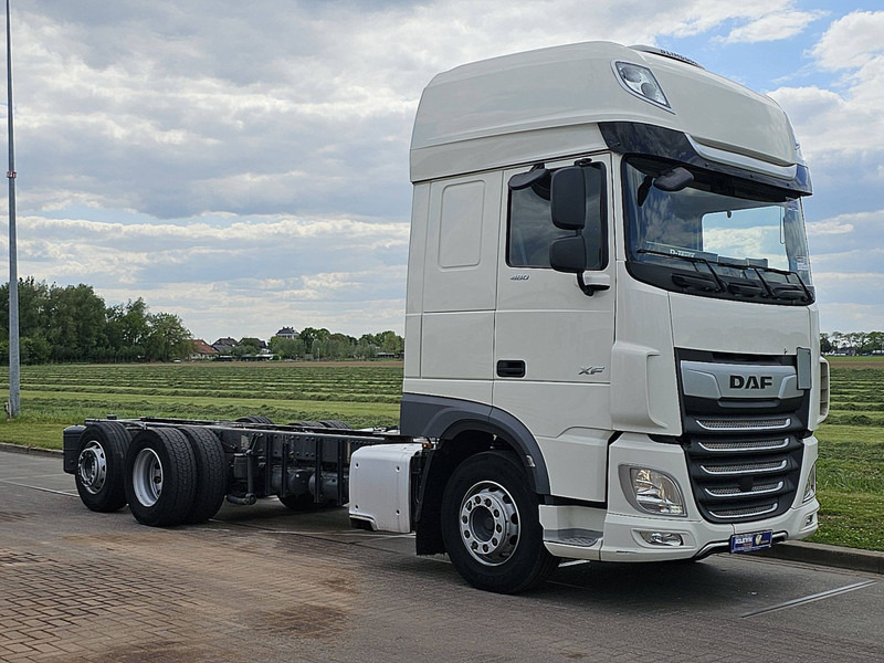 DAF XF 480 SSC 6X2 FAR INTARDER - Kamion-šasija: slika DAF XF 480 SSC 6X2 FAR INTARDER - Kamion-šasija DAF XF 480 SSC 6X2 FAR INTARDER - Kamion-šasija: slika DAF XF 480 SSC 6X2 FAR INTARDER - Kamion-šasija