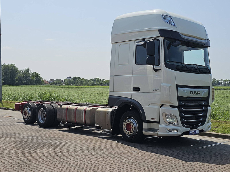 DAF XF 480 SSC 6X2 FAR INTARDER - Kamion-šasija: slika DAF XF 480 SSC 6X2 FAR INTARDER - Kamion-šasija DAF XF 480 SSC 6X2 FAR INTARDER - Kamion-šasija: slika DAF XF 480 SSC 6X2 FAR INTARDER - Kamion-šasija