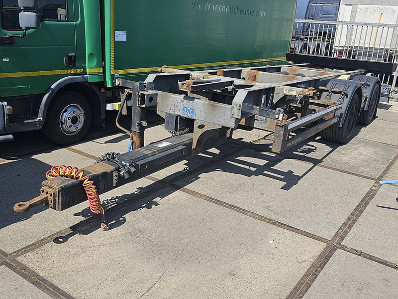Kögel ZW18 BDF TANDEM - Transporter kontejnera/ Prikolica s izmjenjivim sanducima: slika Kögel ZW18 BDF TANDEM - Transporter kontejnera/ Prikolica s izmjenjivim sanducima Kögel ZW18 BDF TANDEM - Transporter kontejnera/ Prikolica s izmjenjivim sanducima: slika Kögel ZW18 BDF TANDEM - Transporter kontejnera/ Prikolica s izmjenjivim sanducima