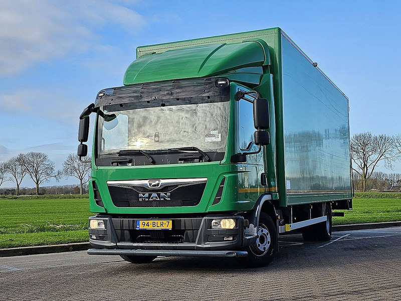 MAN 10.190 TGL TAILLIFT AIRCO - Kamion sandučar: slika MAN 10.190 TGL TAILLIFT AIRCO - Kamion sandučar MAN 10.190 TGL TAILLIFT AIRCO - Kamion sandučar: slika MAN 10.190 TGL TAILLIFT AIRCO - Kamion sandučar