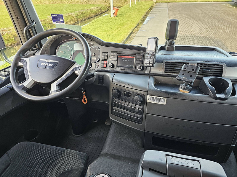 Interior photo 1: Kamion hladnjača MAN 18.290 TGM THERMOKING MULTITEMP