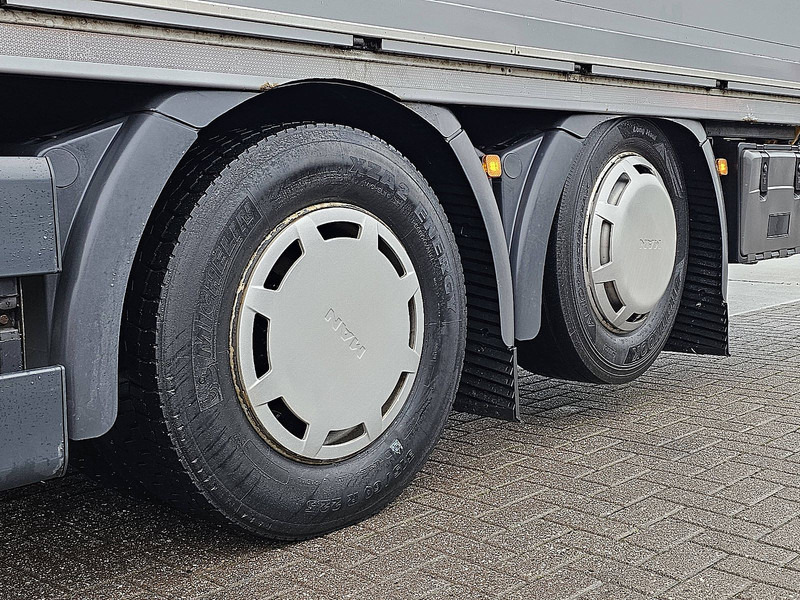 Kamion sandučar MAN 26.420 TGX 6X2-4 LIFT GETRÄNKE: slika Kamion sandučar MAN 26.420 TGX 6X2-4 LIFT GETRÄNKE