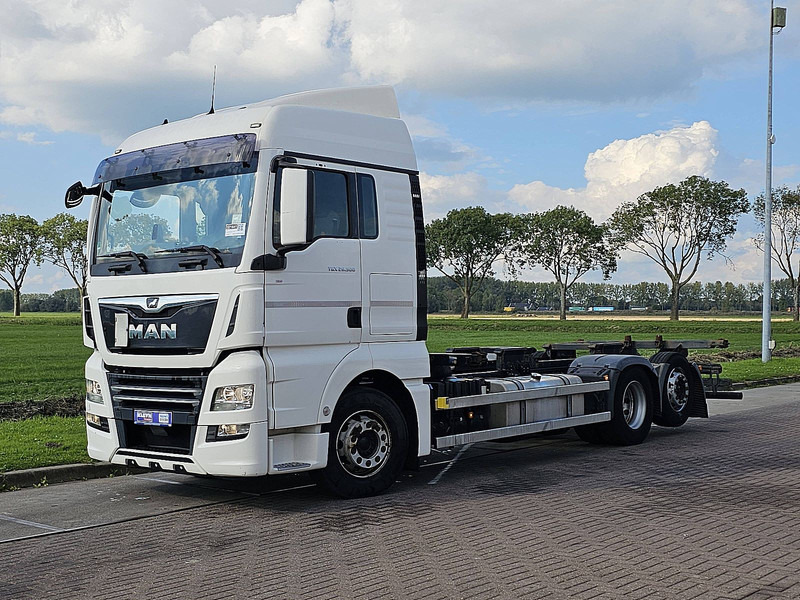 MAN 26.500 TGX - Transporter kontejnera/ Kamion s izmjenjivim sanducima: slika MAN 26.500 TGX - Transporter kontejnera/ Kamion s izmjenjivim sanducima MAN 26.500 TGX - Transporter kontejnera/ Kamion s izmjenjivim sanducima: slika MAN 26.500 TGX - Transporter kontejnera/ Kamion s izmjenjivim sanducima