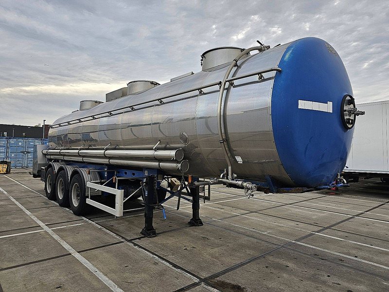 Magyar SR 34 EB Lebensmittel - Poluprikolica cisterna: slika Magyar SR 34 EB Lebensmittel - Poluprikolica cisterna Magyar SR 34 EB Lebensmittel - Poluprikolica cisterna: slika Magyar SR 34 EB Lebensmittel - Poluprikolica cisterna