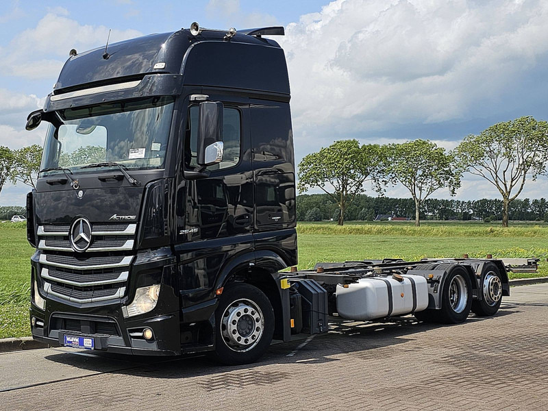 Mercedes-Benz ACTROS 2540 - Transporter kontejnera/ Kamion s izmjenjivim sanducima: slika Mercedes-Benz ACTROS 2540 - Transporter kontejnera/ Kamion s izmjenjivim sanducima Mercedes-Benz ACTROS 2540 - Transporter kontejnera/ Kamion s izmjenjivim sanducima: slika Mercedes-Benz ACTROS 2540 - Transporter kontejnera/ Kamion s izmjenjivim sanducima
