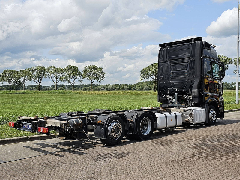 Mercedes-Benz ACTROS 2540 - Transporter kontejnera/ Kamion s izmjenjivim sanducima: slika Mercedes-Benz ACTROS 2540 - Transporter kontejnera/ Kamion s izmjenjivim sanducima Mercedes-Benz ACTROS 2540 - Transporter kontejnera/ Kamion s izmjenjivim sanducima: slika Mercedes-Benz ACTROS 2540 - Transporter kontejnera/ Kamion s izmjenjivim sanducima