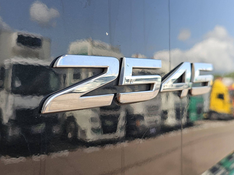 Transporter kontejnera/ Kamion s izmjenjivim sanducima Mercedes-Benz ACTROS 2540: slika Transporter kontejnera/ Kamion s izmjenjivim sanducima Mercedes-Benz ACTROS 2540