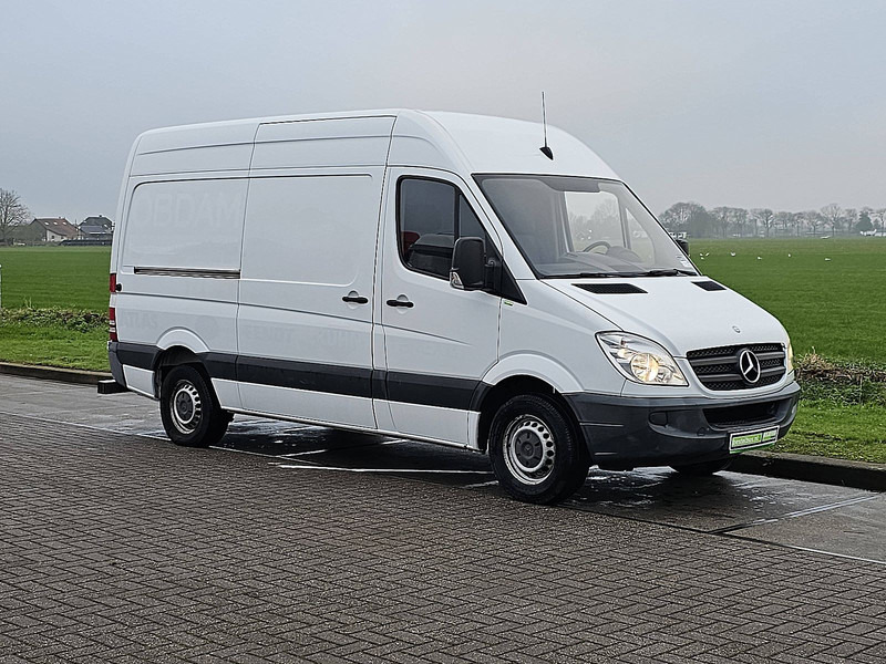 Mercedes-Benz Sprinter 313 ac automaat EURO5 - Furgon: slika Mercedes-Benz Sprinter 313 ac automaat EURO5 - Furgon Mercedes-Benz Sprinter 313 ac automaat EURO5 - Furgon: slika Mercedes-Benz Sprinter 313 ac automaat EURO5 - Furgon