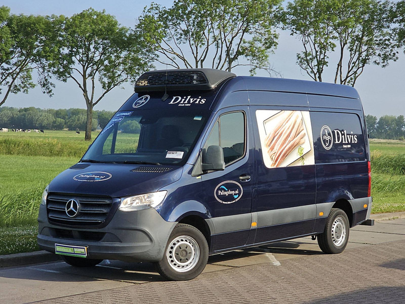 Mercedes-Benz Sprinter 314 koelwagen EURO6 - Dostavno vozilo hladnjača: slika Mercedes-Benz Sprinter 314 koelwagen EURO6 - Dostavno vozilo hladnjača Mercedes-Benz Sprinter 314 koelwagen EURO6 - Dostavno vozilo hladnjača: slika Mercedes-Benz Sprinter 314 koelwagen EURO6 - Dostavno vozilo hladnjača