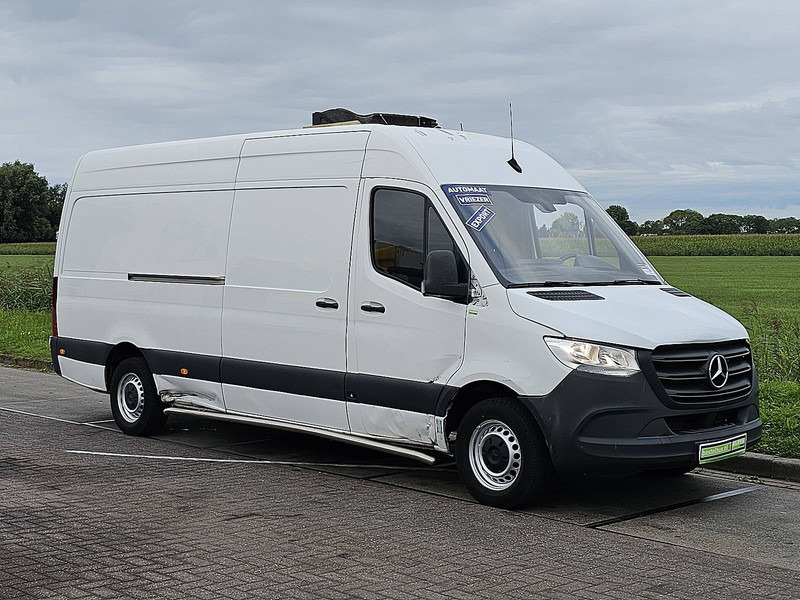 Mercedes-Benz Sprinter 315 FRIGO CARRIER EURO6 - Dostavno vozilo hladnjača: slika Mercedes-Benz Sprinter 315 FRIGO CARRIER EURO6 - Dostavno vozilo hladnjača Mercedes-Benz Sprinter 315 FRIGO CARRIER EURO6 - Dostavno vozilo hladnjača: slika Mercedes-Benz Sprinter 315 FRIGO CARRIER EURO6 - Dostavno vozilo hladnjača