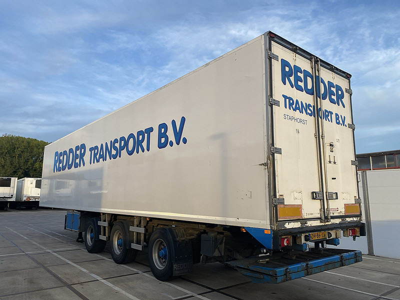 Pacton R3-001 - Poluprikolica sa zatvorenim sandukom: slika Pacton R3-001 - Poluprikolica sa zatvorenim sandukom Pacton R3-001 - Poluprikolica sa zatvorenim sandukom: slika Pacton R3-001 - Poluprikolica sa zatvorenim sandukom