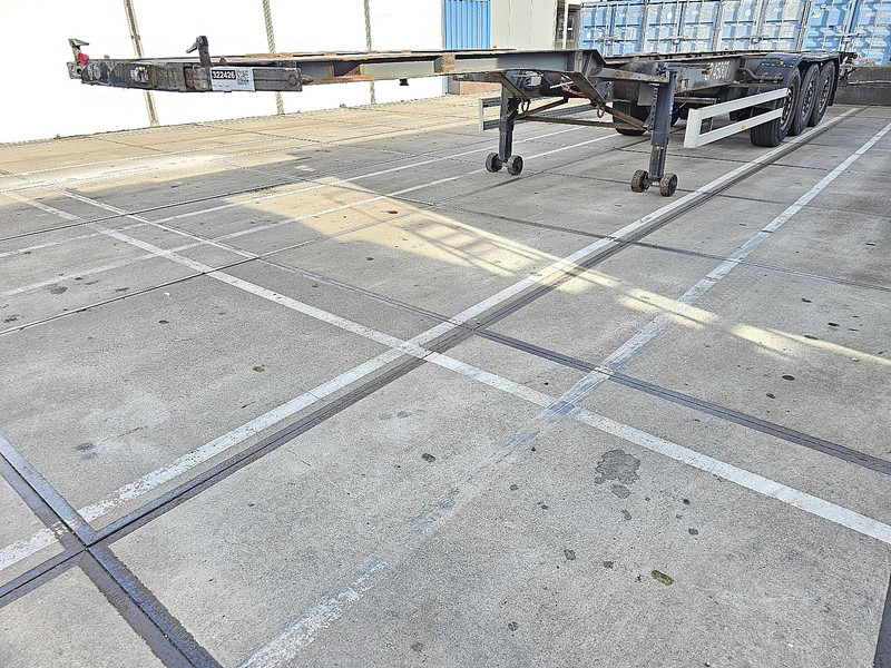 Pacton T3-007 40-45 FT HIGH CUBE - Transporter kontejnera/ Poluprikolica s izmjenjivim sanducima: slika Pacton T3-007 40-45 FT HIGH CUBE - Transporter kontejnera/ Poluprikolica s izmjenjivim sanducima Pacton T3-007 40-45 FT HIGH CUBE - Transporter kontejnera/ Poluprikolica s izmjenjivim sanducima: slika Pacton T3-007 40-45 FT HIGH CUBE - Transporter kontejnera/ Poluprikolica s izmjenjivim sanducima