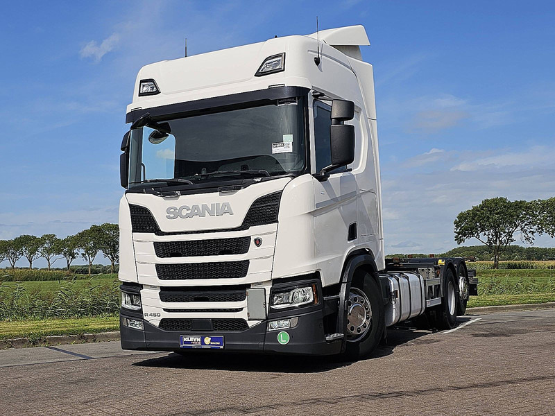 Scania R450 6X2*4 RET. LED WB475 - Transporter kontejnera/ Kamion s izmjenjivim sanducima: slika Scania R450 6X2*4 RET. LED WB475 - Transporter kontejnera/ Kamion s izmjenjivim sanducima Scania R450 6X2*4 RET. LED WB475 - Transporter kontejnera/ Kamion s izmjenjivim sanducima: slika Scania R450 6X2*4 RET. LED WB475 - Transporter kontejnera/ Kamion s izmjenjivim sanducima