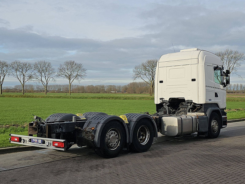 Scania R450 6x2*4 - Kamion-šasija: slika Scania R450 6x2*4 - Kamion-šasija Scania R450 6x2*4 - Kamion-šasija: slika Scania R450 6x2*4 - Kamion-šasija