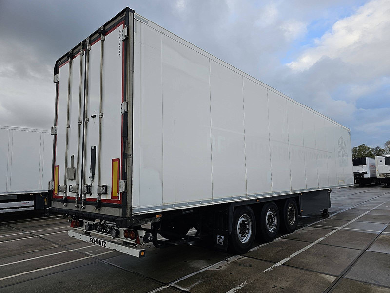 Schmitz Cargobull MEATRAILS - Poluprikolica hladnjača: slika Schmitz Cargobull MEATRAILS - Poluprikolica hladnjača Schmitz Cargobull MEATRAILS - Poluprikolica hladnjača: slika Schmitz Cargobull MEATRAILS - Poluprikolica hladnjača