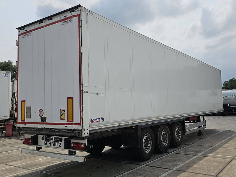 Schmitz Cargobull SCB*S3B - Poluprikolica sa zatvorenim sandukom: slika Schmitz Cargobull SCB*S3B - Poluprikolica sa zatvorenim sandukom Schmitz Cargobull SCB*S3B - Poluprikolica sa zatvorenim sandukom: slika Schmitz Cargobull SCB*S3B - Poluprikolica sa zatvorenim sandukom