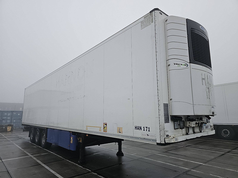 Schmitz Cargobull SCB*S3B - Poluprikolica hladnjača: slika Schmitz Cargobull SCB*S3B - Poluprikolica hladnjača Schmitz Cargobull SCB*S3B - Poluprikolica hladnjača: slika Schmitz Cargobull SCB*S3B - Poluprikolica hladnjača