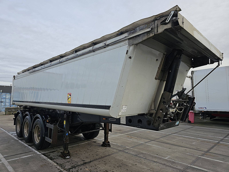 Schmitz Cargobull SKI 24 3 - Kiper poluprikolica: slika Schmitz Cargobull SKI 24 3 - Kiper poluprikolica Schmitz Cargobull SKI 24 3 - Kiper poluprikolica: slika Schmitz Cargobull SKI 24 3 - Kiper poluprikolica